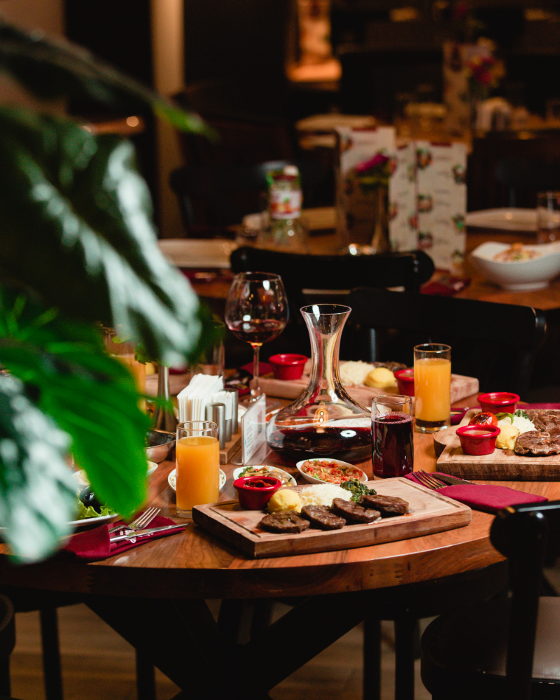 Restaurant ambiance